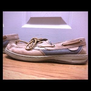 Size 8 women’s shoe sperry